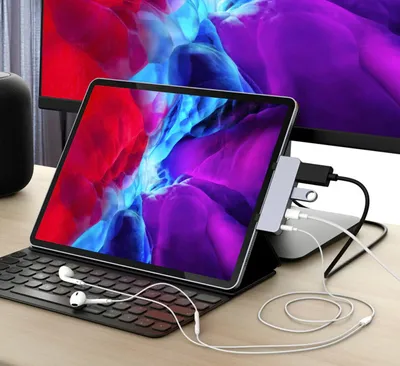 Produktbild von HyperDrive 4-in-1 Hub - Dockingstation - USB-C - HDMI - für Apple 10.9-inch iPad Air, 11-inch iPad Pro, 12.9-inch iPad Pro, iPad mini (6. Generation)