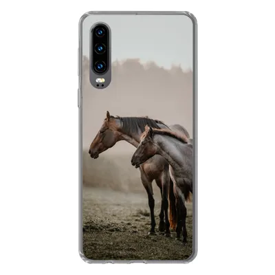 Produktbild von MuchoWow® Handyhülle Schutzhülle Hülle für Huawei P30 Pferde - Nebel - Wiese Silikon Softcase Handy Hülle - Kartenbesitzer