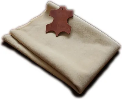 Produktbild von Echtes Qualitäts Fensterleder, Autoleder, 100% Trangerbung ca. 45x70 cm, handgeschnitten aus der vollen Haut.