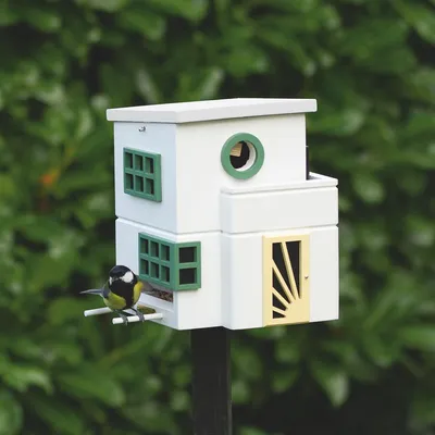 Productafbeelding van Wildlife Garden WG1123 Multiholk Art Deco - Een combinatie van vogelhuis en nestkast/vogelhuis, gemaakt van hout, in Art Deco stijl