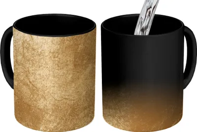 Obrázok produktu pre MuchoWow® Magický hrnček Magické svetlo padá na zlatú stenu 350 ml hrnček na zmenu farby nápad na darček - magický hrnček - fotohrnček - keramické hrnčeky - obrázky - šálka kávy - nápoj