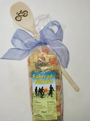 Produktbild von Motivnudeln mit Kochlöffel: Fahrrad, 250g Nudeln + Löffel, Holzlöffel, Fahrräder, Geschenkidee