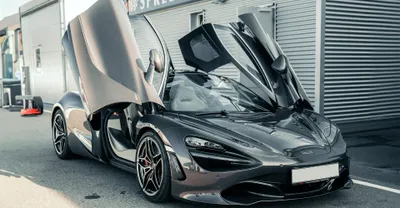 Produktbild von mydays McLaren Rennstreckentraining Oschersleben (6 Rdn.); Erlebnis verschenken oder selbst erleben; Gutschein für 1 Person(en)