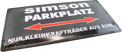 Produktbild von Simson Blechschild 25x50 cm, grau/weiß, Motiv SIMSON Parkplatz, leicht gewölbt für 3D-Optik, Stahlblech, vorgebohrte Löcher, original MZA-Fan Artikel