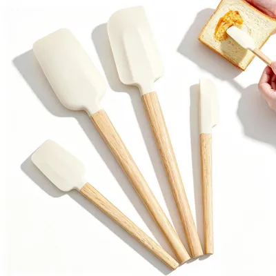 Immagine prodotto di Set di 4 spatole da cucina con manici in legno di faggio, silicone morbido, ideali per la preparazione di dolci e per l'uso in cucina