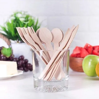 Produktbild von Ibenzoa® Einwegbesteck aus 100% unbehandeltem Birkenholz – 150 Stück (50 Löffel/50 Messer/50 Gabeln), einzeln in Kraftpapier, kompostierbar, ideal für Party & Camping