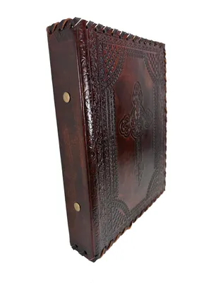 Produktbild von Lederordner DIN A5 Kreuzprägung Bibel Glaube * Hand Indien – Ringbuch aus Echtleder