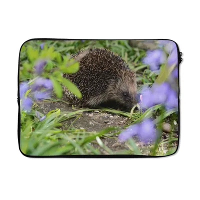 Produktbild von MuchoWow® Laptop Hülle 13 Zoll Igel hinter Blumen Laptoptasche - Laptophülle - Sleeve - Rundumschutz