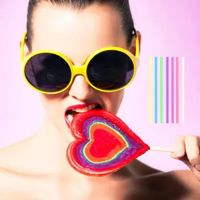 Produktbild von Set von 210 Cake Pop Stielen in 7 Farben für DIY Tortendekoration & Süßigkeitenbacken