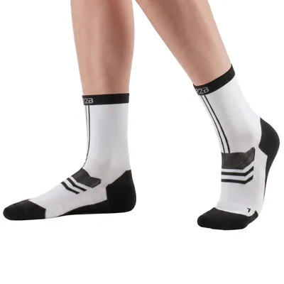 Productafbeelding van R2B Sport Compressiesokken Dames & Heren – Maat M 36-41 – Hardloopsokken – Wit/Zwart