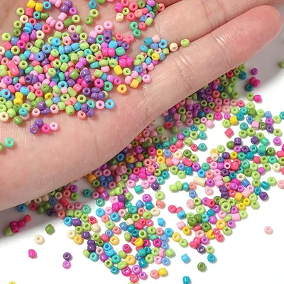 Produktbild von Armband-Set zum Selbermachen mit 7800 Glas-Rocailles in 24 Farben