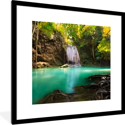 Produktbild von MuchoWow® Gerahmtes Poster Sonnenlicht an einem Wasserfall im Erawan-Nationalpark, Thailand 40x40 cm - Poster mit Schwarzem Bilderrahmen Wandposter Rahmen Foto Bilder - Poster - Plakat im Rahmen