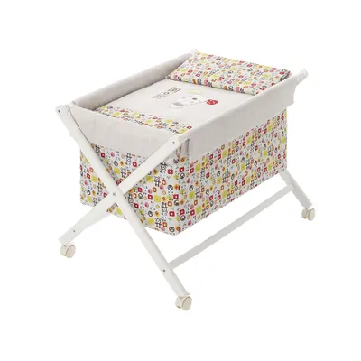 Produktbild von Interbaby - Wiege in X - Weiß Holz - 55X90X72 mit Bekleidung und Bettwäsche - Mod. Osito Bear - Beige