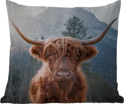 Produktbild von MuchoWow® Outdoor Kissen - Schottische Hochlandrind - Berge - Landschaft - 45x45 cm - Wetterfest - Lounge Kissen - Fotokissen - Dekoratives Kissen