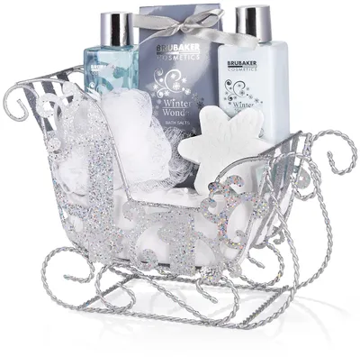 Produktbild von BRUBAKER Cosmetics 6-teilig Pflegeset - Winter Wonder - Beauty Geschenkset mit Vanille Duft - inkl. Glitzer Schlitten Silber