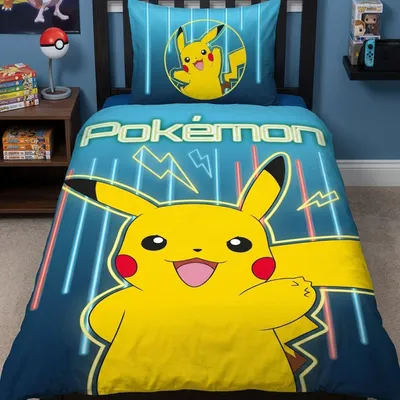 Zdjęcie produktu dla Komplet pościeli Pokemon, 135x200 cm, 80x80 cm, 2-elementowy zestaw, 100% bawełna, motyw: Pikachu, Poké Ball
