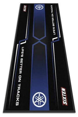 Zdjęcie produktu dla Mata motocyklowa Yamaha Racing 95×240 cm - chłonność 1,5 l/m², antypoślizgowa podstawa z PVC, pianka poliamidowa 6 mm, zmywalna, zgodna z F.I.M., wyprodukowana w Europie