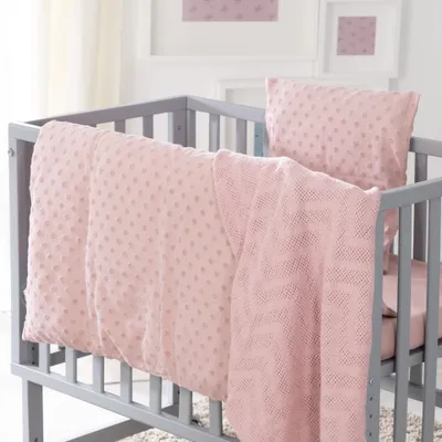 Produktbild von roba organic Geschenkset 'Lil Planet' rosa/mauve, -Bettwäsche, -Spannbettlaken & -Decke, GOTS