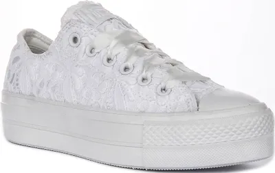 Produktbild von Converse Chuck Taylor All Star Crochet A15005C in Weiß für Damen – 4.5 UK - 37 EU - 6.5 US / White