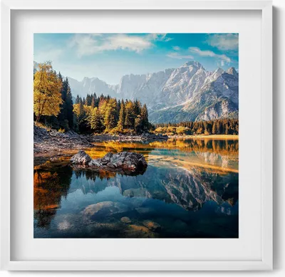 Produktbild von Schöne Berglandschaft mit See– Wandbild mit Rahmen – Gerahmtes Bild  – Wanddekoration – 50x50 cm –  Weiß Rahmen