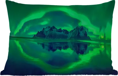 Produktbild von MuchoWow® Outdoor Kissen - Nordlichter - Steine - Strand - Island - 60x40 cm - Wetterfest - Lounge Kissen - Zierkissen - Kissen für Innenräume