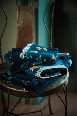 Produktbild von Pip Studio Handtuch-Set Les Fleurs 3x Farbe Dunkelblau, Größe 55x100 x 3