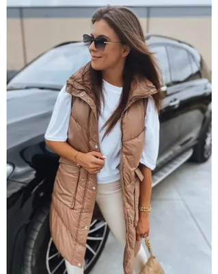 Productafbeelding van Weste, merk WEST STREET, model MARIEL TY3016, kleur karamel. Maat: M