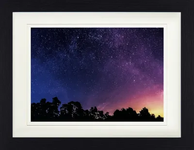 Produktbild von Sternenhimmel Gerahmtes Bild Mit Edlem Passepartout | Wand-Bilder | Im Bilderrahmen - Sternenklarer Nacht-Himmel (30 x 40 cm)