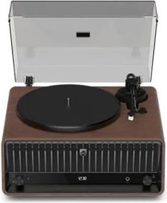 A turntable with a clear lid, placed on a white background.
