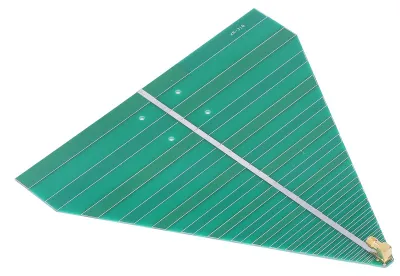 UWB Log Periodische Antenne 600-6000 MHz, 50W, SMA K