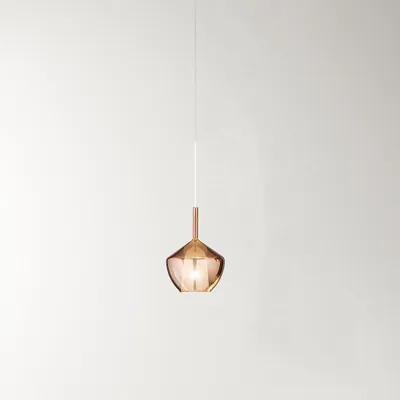 Immagine prodotto di Lampada a sospensione in vetro borosilicato 8248, finitura Rame specchiato, diametro 22,5 cm, attacco E27, design moderno ed elegante - Perenz