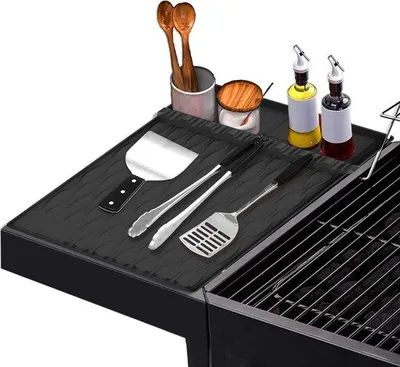 Immagine prodotto di Tappetino in silicone nero riutilizzabile per barbecue a gas e forno