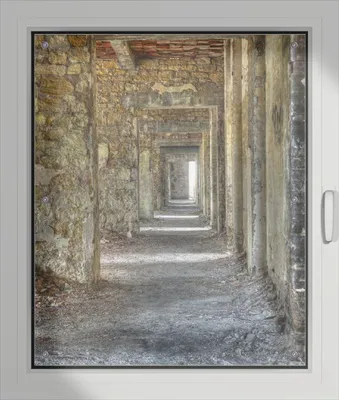 Produktbild von Wallario Lichtschutzbild, Dekorativer Sichtschutz Sonnenschutz 76 x 93 cm mit Motiv: Weg durch eine verlassene Ruine - Verdunklung ohne Bohren