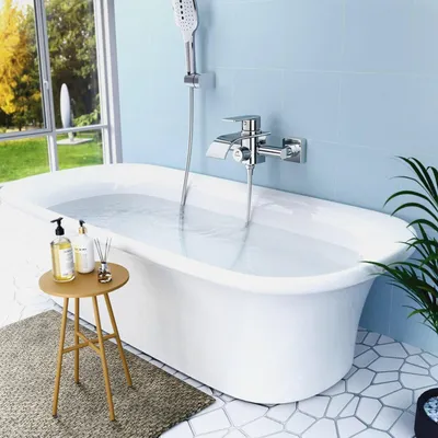 Produktbild von Badewannenarmatur Wasserfall, Wasserhahn Badewanne Mischbatterie mit Druckschalter, Einhand Badewanne Armatur aus Messing, Bad Duscharmatur Aufputz Wannenbatterie für Badezimmer - Chrom