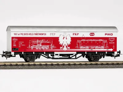 Produktbild von PIKO 95748 Gedeckter Güterwagen 100 Jahre PKP, Sondermodell Spur H0 1:87, Waggon für die Modelleisenbahn