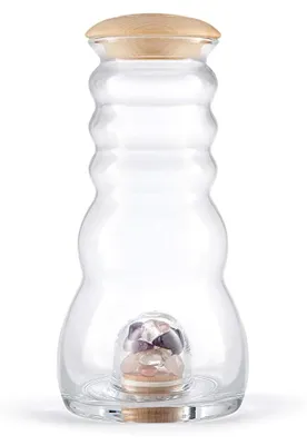 Produktbild von Krug Cadus Family 1,5l - Edelsteinfach und Zirbenholzdeckel - mundgeblasen