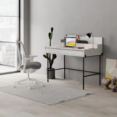 Immagine prodotto di Scrivania bianco con dettagli antracite e gambe nere Leila 110x60x101