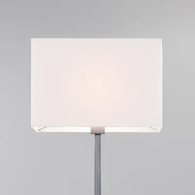 Obrázok produktu pre Elegantná stojacia lampa Park s textilným tienidlom, Variant: tienidlo v bielej farbe