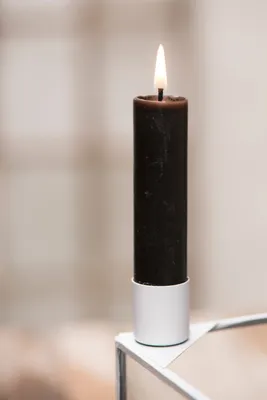 Produktbild von IB Laursen 1 Stück Stabkerzen Kerzen SCHWARZ Leuchter Spitz Tafel H=11cm Skandi