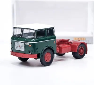 Image de LIAZ 706 SZM (1976) vert/rouge Brekina 1:87