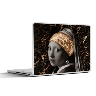Produktbild von MuchoWow® Laptop Aufkleber Sticker Cover Mädchen mit Perlenohrring - Gemälde - Pantherdruck 32.5x23.5 cm - Sticker für Laptop - Selbstklebend