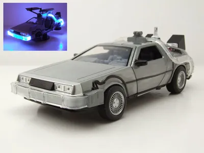 Produktbild von DeLorean Zurück in die Zukunft 2 mit Hoover Mode und Licht Modellauto 1:24 Jada Toys