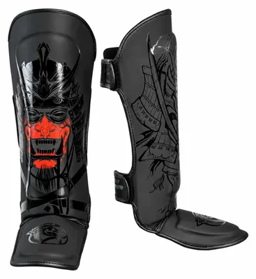 Immagine prodotto di Dragondo 40724-P Yakuza: parastinchi – protezione professionale per tibia e polpaccio, ideale per Muay Thai, kickboxing e MMA – protezione per le gambe dal design resistente agli urti, ispirato ai samurai, colore nero (taglia L)