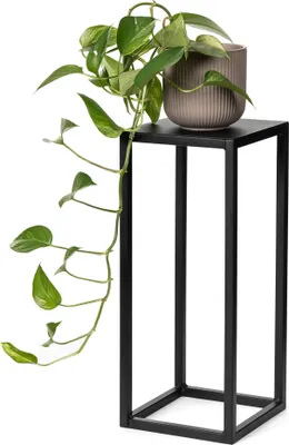 Produktbild von LAMO Manufaktur Blumenständer Metall Schwarz 48 cm | Pflanzensäule für Innenräume - Wohnzimmer, Schlafzimmer | Blumenständer modern zur Hochzeit, Sockel für Skulpturen und Deko, Pflanzen Metallständer