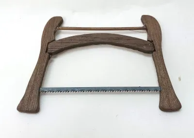 Produktbild von Miniatur Rahmensäge, Schreinersäge 5x4 cm. Krippenwerkzeuge, Weihnachtskrippe.