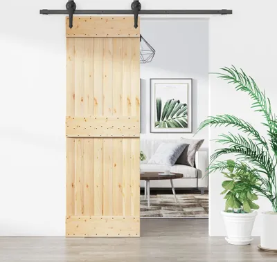 Obrázok produktu pre Posuvné dvere s kovaním 70x210 cm borovicový masív 3203199