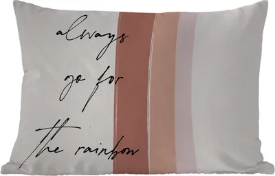 Produktbild von MuchoWow® Outdoor Kissen - Regenbogen - Immer auf den Regenbogen zugehen - Zitate - Text - 50x30 cm - Wetterfest - Lounge Kissen - Sofa kissen - Wohnzimmer Dekoration