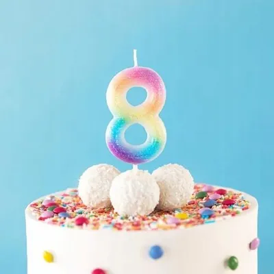 Produktbild von PartyPal Regenbogen Zahlenkerze 8 Glitzer Geburtstagstorte