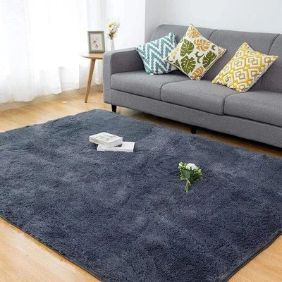 Obrázek produktu pro Moderní koberec Famanu s vysokým vlasem – Shaggy, šedá barva, rozměry 90 x 150 cm