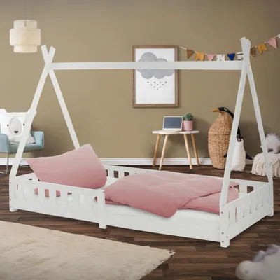 Produktbild von ML-Design detská posteľ Tipi 90x200 cm s ochranou proti vypadnutiu a lamelovým roštom, biela, z borovicového dreva, domček s ohrádkou